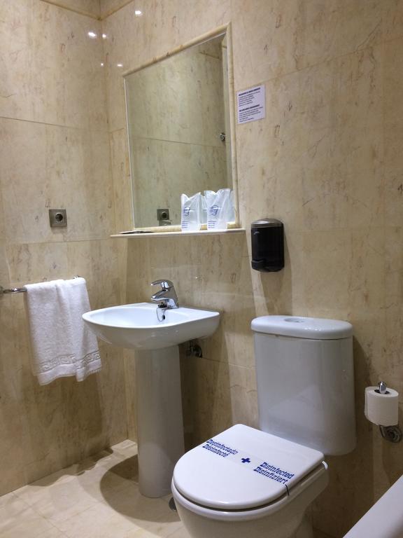 La Morona Hotel Moron de la Frontera Phòng bức ảnh