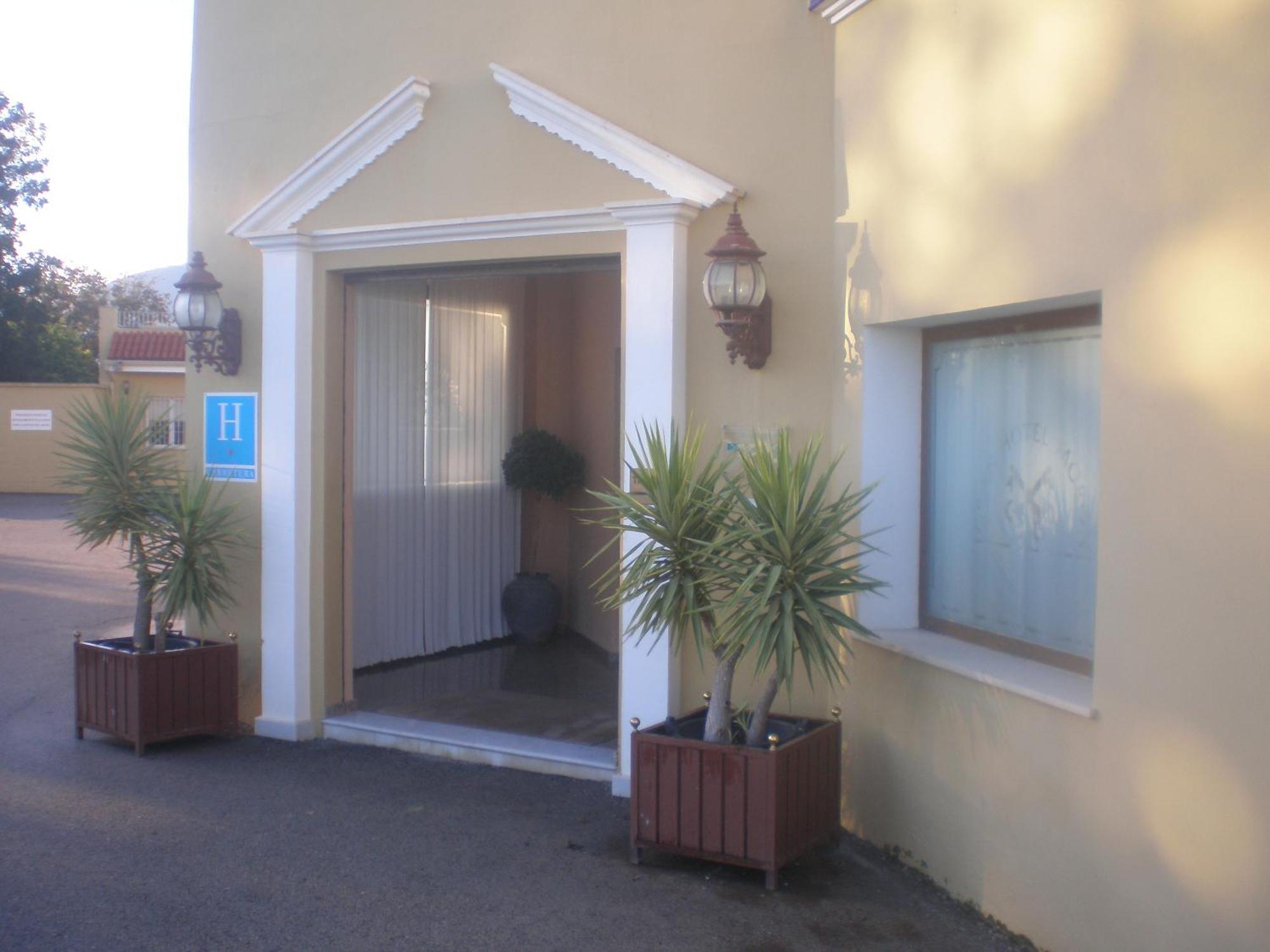 La Morona Hotel Moron de la Frontera Ngoại thất bức ảnh
