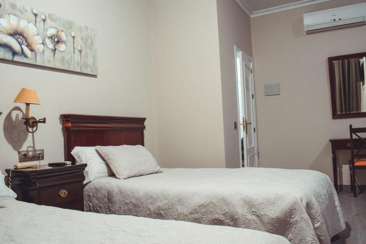 La Morona Hotel Moron de la Frontera Ngoại thất bức ảnh