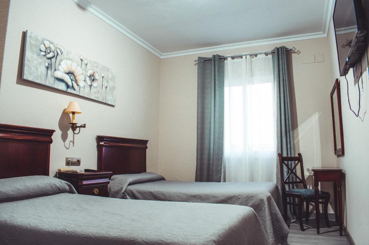 La Morona Hotel Moron de la Frontera Ngoại thất bức ảnh