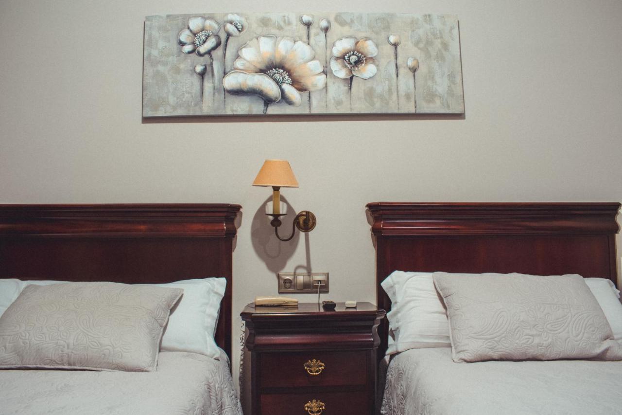 La Morona Hotel Moron de la Frontera Ngoại thất bức ảnh