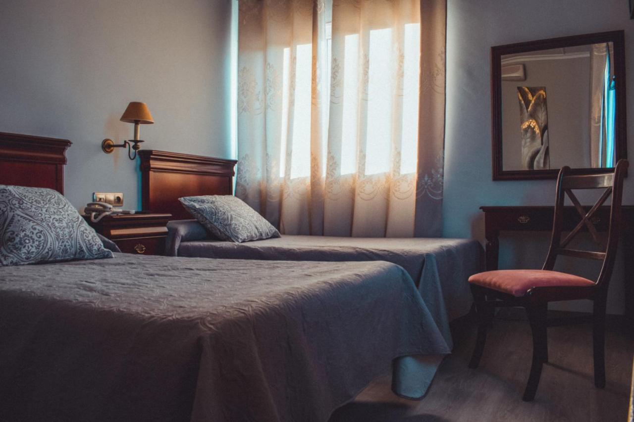 La Morona Hotel Moron de la Frontera Ngoại thất bức ảnh