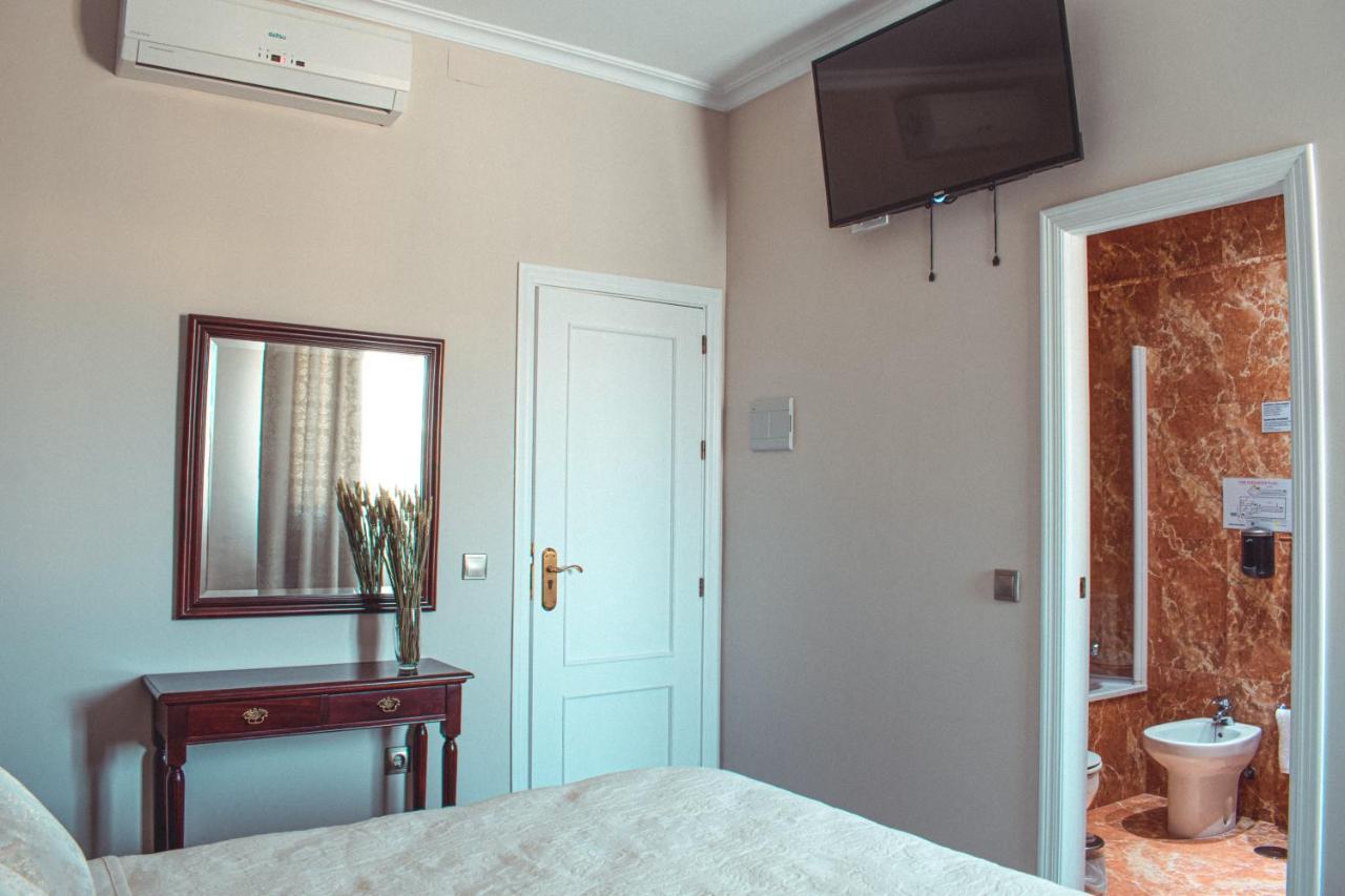 La Morona Hotel Moron de la Frontera Ngoại thất bức ảnh